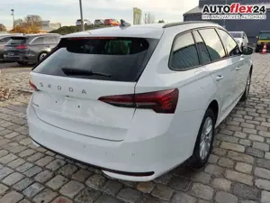 Skoda Octavia Combi Selection 2,0 TDI 150 PS DSG-4 Jahre Gara...