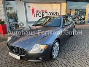 Maserati Quattroporte V Automatik - NAVI, BOSE, SZ, PDC ... -