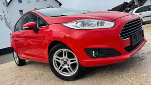 Ford Fiesta TÜV +101PS+GARANTIE+TÜV+PARKS+SITZH+KLIMA