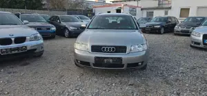 Audi A4 1.6 Avant Bild 3