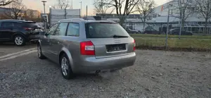 Audi A4 1.6 Avant Bild 5