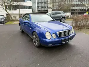 Mercedes-Benz CLK 320 Sportline Bild 3
