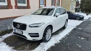 Volvo XC90 D5 AWD Geartronic Momentum