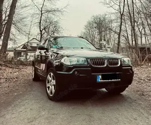 BMW X3 2.5i Bild 3