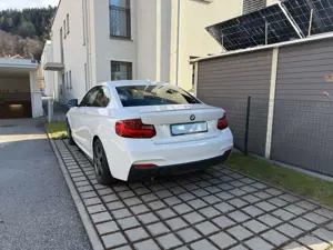 BMW 220 220i Coupe Aut. Bild 3