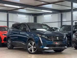 Peugeot 5008 Allure 7SITZ*LEDER*AHK*TOTW*360°*SPUR*1.Hnd