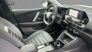 Citroen C4 III 1,2 PT Autom Max Alu KA LED Link NAV PDC RFK Bild 5