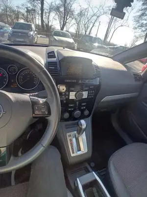 Opel Zafira 2.2 Automatik Selection 110 Jahre