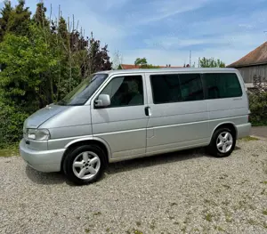 Volkswagen T4 Multivan Generation 2.5 TDI