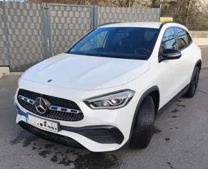 Mercedes-Benz GLA 250 GLA 8G-DCT AMG Line