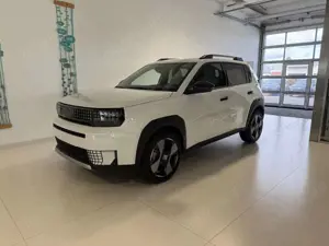 Fiat Grande Panda LA PRIMA HYBRID 1.2 eDCT 81 kW € 5.200,00 gespa...