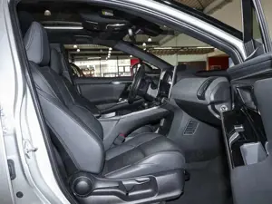 Toyota bZ4X AWD NAVI SHZ PDC KLIMA BT ZV SERVO USB eFH Bild 5