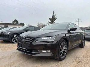 Skoda Superb Lim. LK,MEMORY,ACC,8-fach bereift,TOP