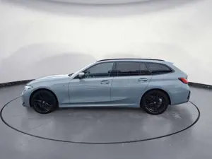 BMW 320 d Touring Automatik M Sportpaket Klimaaut. Bild 3