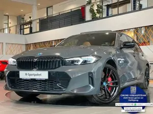 BMW 330 e xDr M-Sport Pro Curved M-Sitze eGSD AHK 19"