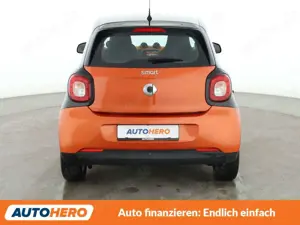smart forFour 1.0 Basis passion*NAVI*TEMPO*PDC*SHZ*ALU* Bild 5
