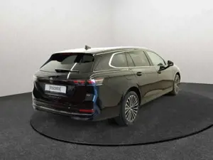 Volkswagen Passat Variant 2.0TDI DSG Elegance Matrix Navi AHK Bild 5
