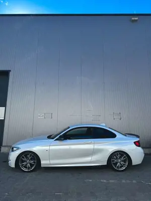BMW 235 M235i Coupe Sport-Aut.