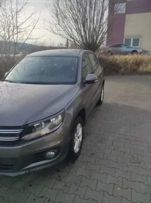 Volkswagen Tiguan 2.0 TDI DPF 4Motion DSG Track  Style Bild 2