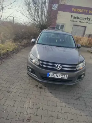 Volkswagen Tiguan 2.0 TDI DPF 4Motion DSG Track  Style Bild 1