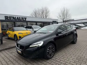 Volvo V40 Momentum 2.0 Ltr. - 110 kW Diesel