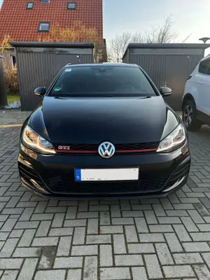 Volkswagen Golf GTI Golf GTI (BlueMotion Technology) DSG Performance