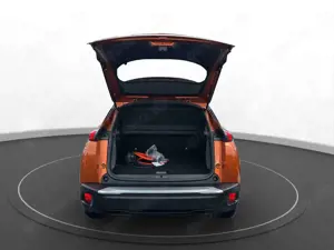 Peugeot 2008 Elektro 92,9% Allure Kamera CarPlay PDC Nav Bild 3