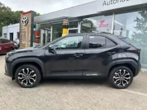 Toyota Yaris Cross Hybrid FWD Teamplayer Bild 2
