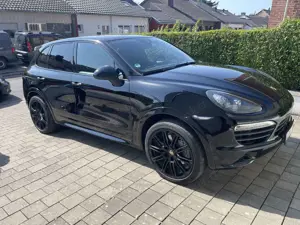 Porsche Cayenne approved bis 9.2027
