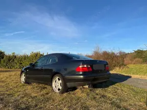 Mercedes-Benz CLK 230 Coupe Kompressor Elegance Bild 2