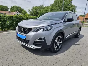 Peugeot 5008 PureTech 130 EAT8 Stop  Start Allure 7 Sitzer