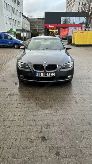 BMW 320 320i Coupe