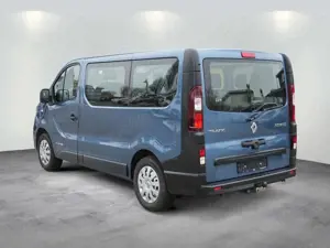 Renault Trafic Combi dCi 125 9 Sitzer 2,9t Expression  Combi Expr Bild 5