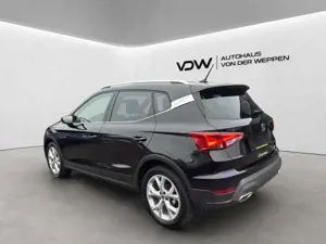SEAT Arona FR 1.0 TSI Kamera, Navi, Verkehrszeichen. Klima Bild 5