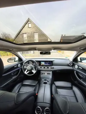 Mercedes-Benz E 220 E 220 d Avantgarde 9G HiFi Burmester Diamont LED