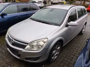 Opel Astra 1.7 CDTI Caravan DPF Bild 2