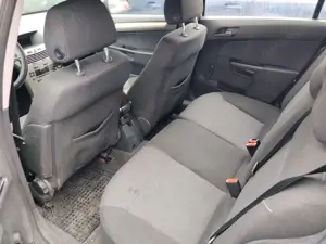 Opel Astra 1.7 CDTI Caravan DPF Bild 5