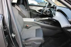 Peugeot 5008 Hybrid 145 Allure Bild 5