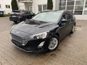 Ford Focus Turnier Titanium/Rückfahrkamera/Navi/PDC