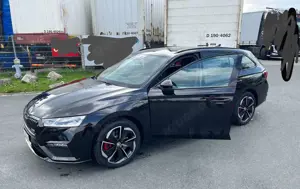 Skoda Octavia Combi 1.4 TSI iV DSG RS, KAM/HUD/SHA/SHZ/TWA/ACC