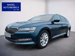Skoda Superb Combi Premium Edition/Leder/LED/Panorama