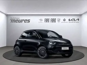 Fiat 500e La Prima Limousine, 95 PS, Rückfahrkamera, Ice Wei