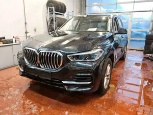 BMW X5 xDrive 30 d M Leder Navi Kamera AHK 3,5T