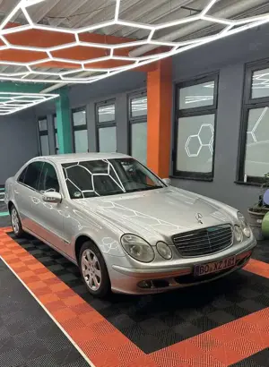 Mercedes-Benz E 220 CDI Bild 3