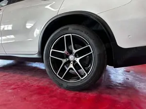 Mercedes-Benz GLC 300 Coupe 4Matic 9G-TRONIC AMG Line *1.Hd + Tempomat - image 4