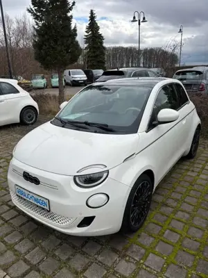 Fiat 500 e 3+1 LA  Prima