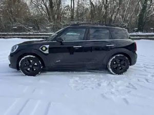 MINI Cooper S Countryman All4 Leder 18 Zoll UJ-Rückl Bild 2