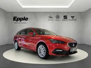 SEAT Leon ST Xcellence e-HYBRID AHK-klappbar Navi LED ACC El