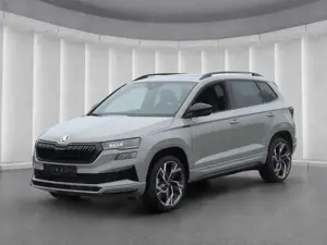 Skoda Karoq SPORTLINE 1.5TSI*DSG AHK Panodach ACC 19* Bild 2