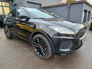 Jaguar E-Pace P300 R-Dynamic SE AWD Bild 3